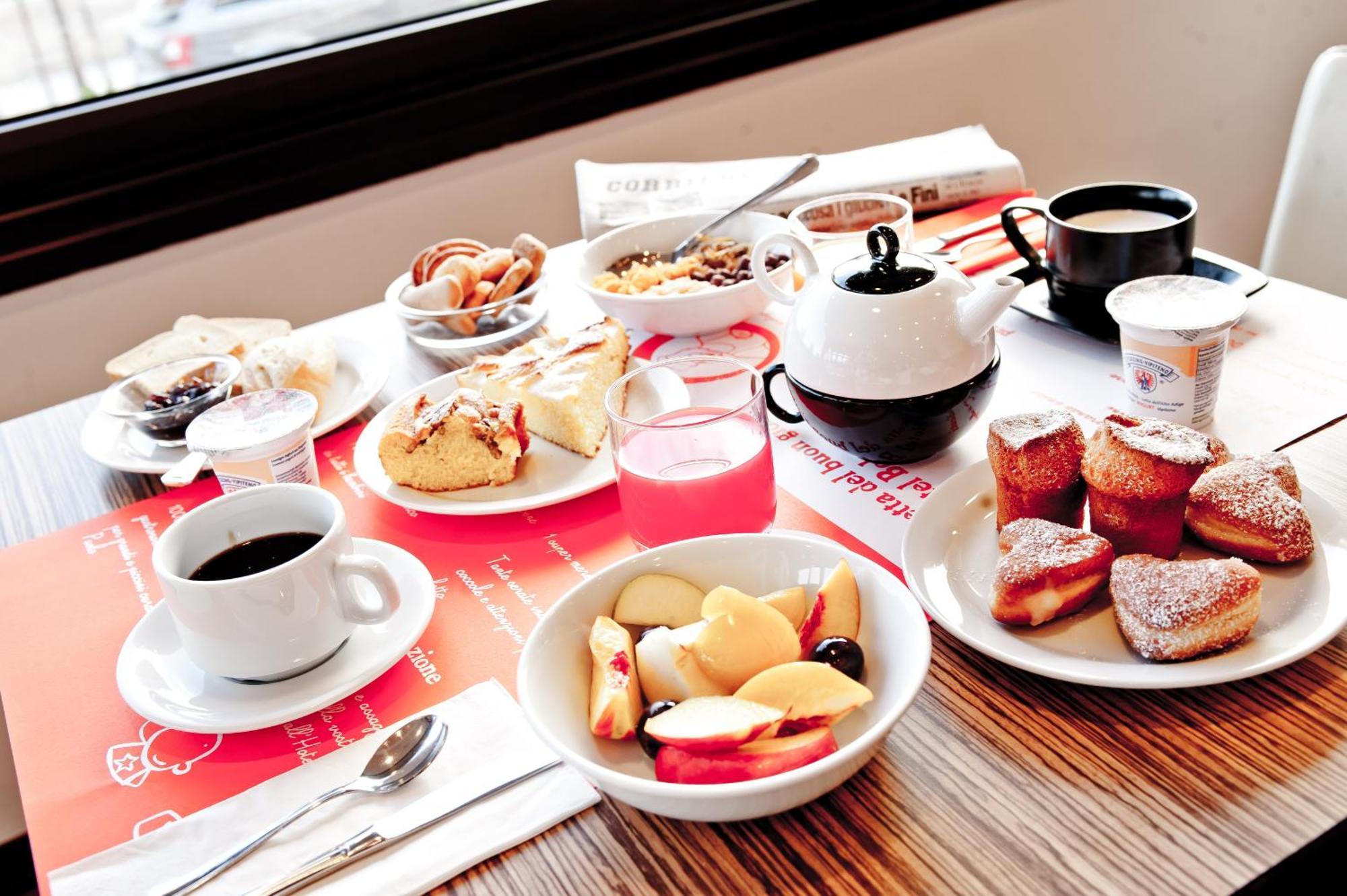 Pianob - Breakfast Hotel & Bar 세니갈리아 외부 사진